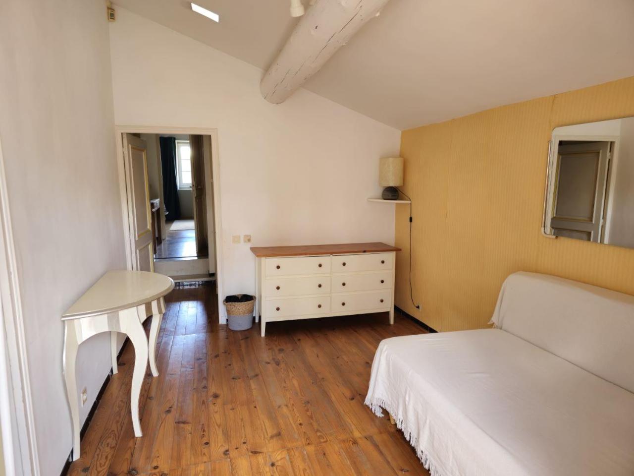 Ancien Mas Du Moulin Bed & Breakfast Eygalieres  Exterior photo